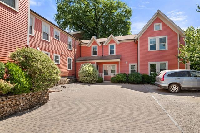 23 Porter St 2, Somerville, MA 02143