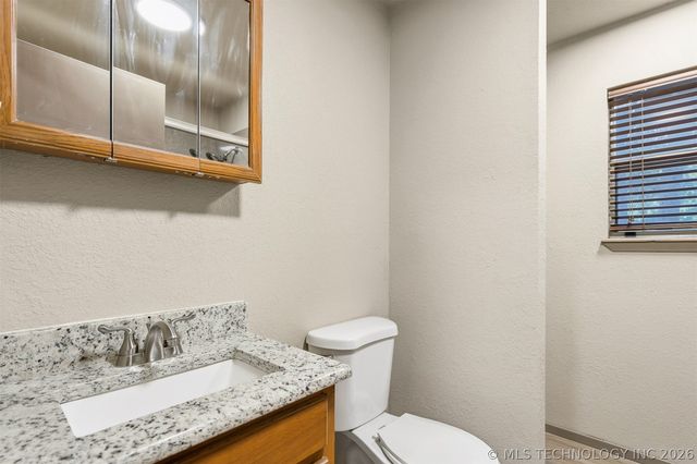304 W Louisiana Street, Durant, OK 74701
