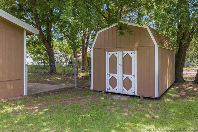 304 W Louisiana Street, Durant, OK 74701