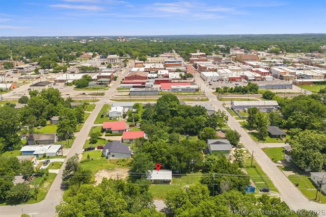 304 W Louisiana Street, Durant, OK 74701