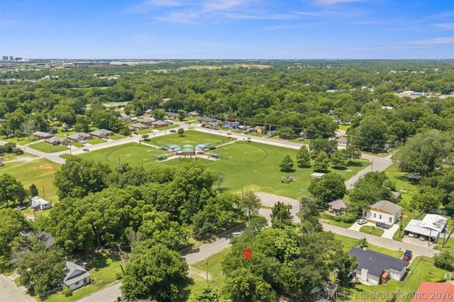 304 W Louisiana Street, Durant, OK 74701
