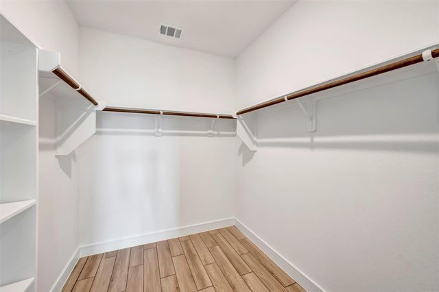 2943 Clapbread Lane, Rosenberg, TX 77471