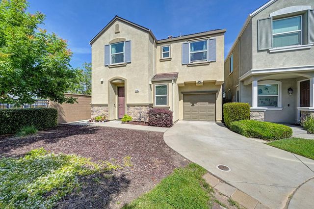 2498 Ben Ali Way, Sacramento, CA 95815