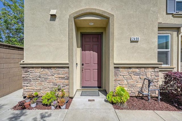2498 Ben Ali Way, Sacramento, CA 95815