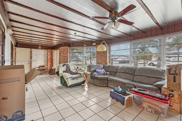 272 W 46th Street, Hialeah, FL 33012