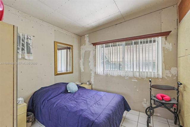 272 W 46th Street, Hialeah, FL 33012