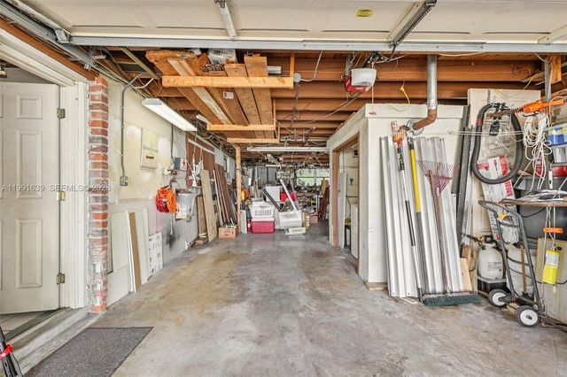 272 W 46th Street, Hialeah, FL 33012