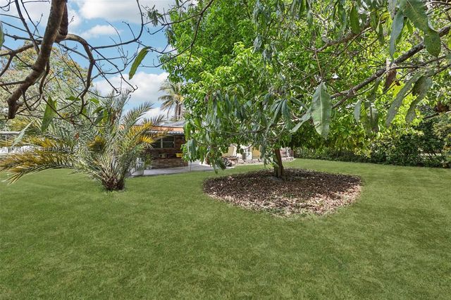 272 W 46th Street, Hialeah, FL 33012
