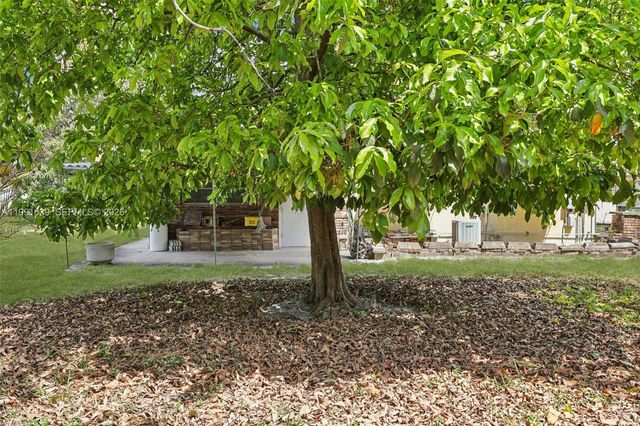 272 W 46th Street, Hialeah, FL 33012