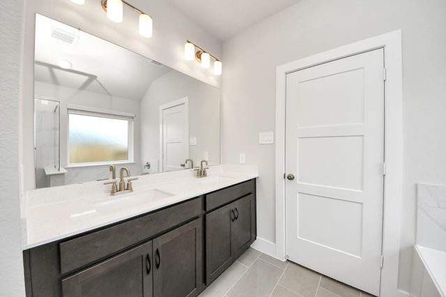 235 Orchard Laurel Drive, Alvin, TX 77511