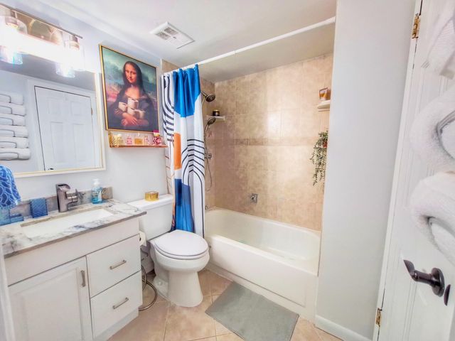 10180 E Cypress Court 10180, Pembroke Pines, FL 33026