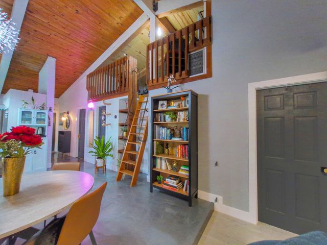 10180 E Cypress Court 10180, Pembroke Pines, FL 33026