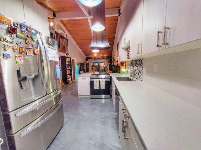 10180 E Cypress Court 10180, Pembroke Pines, FL 33026