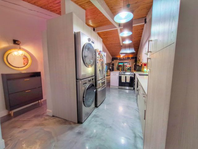 10180 E Cypress Court 10180, Pembroke Pines, FL 33026