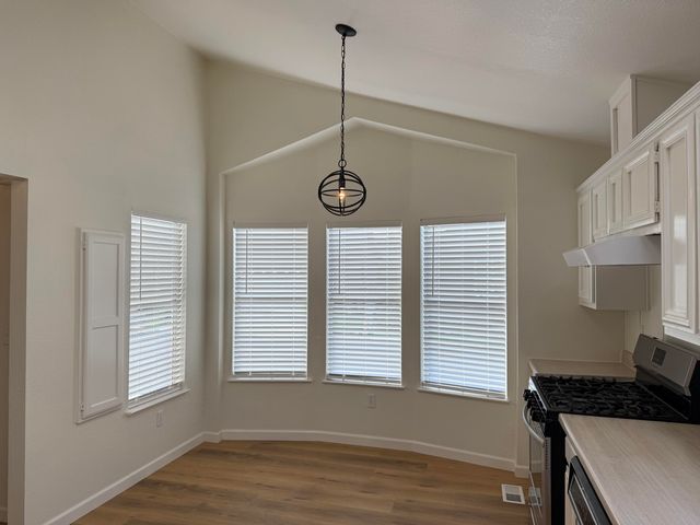 4618 S Verde Vista Street, Visalia, CA 93277