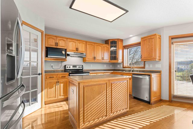 3102 26th Avenue S, Fargo, ND 58103