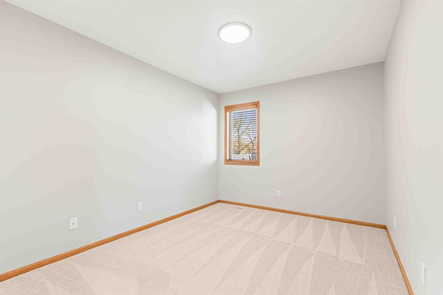 3102 26th Avenue S, Fargo, ND 58103