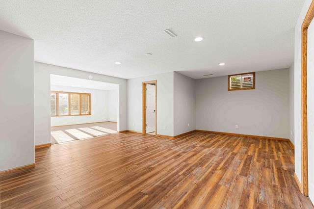 3102 26th Avenue S, Fargo, ND 58103