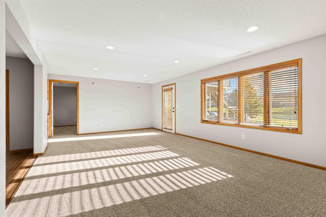 3102 26th Avenue S, Fargo, ND 58103