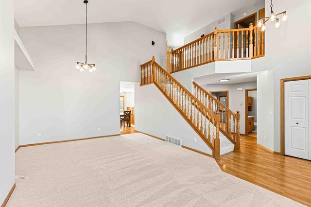 3102 26th Avenue S, Fargo, ND 58103