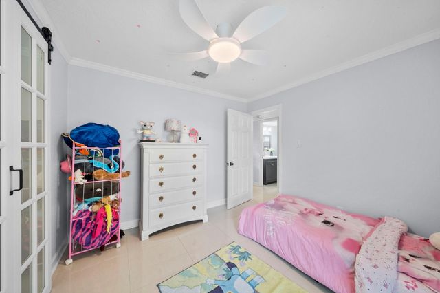 7518 Deadwood Drive, Houston, TX 77040