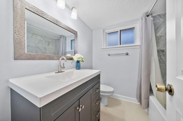 7518 Deadwood Drive, Houston, TX 77040