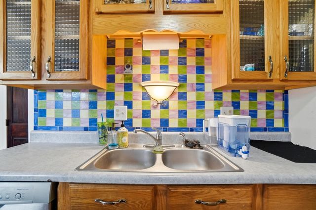 876 Kyle Avenue, Columbus, OH 43207