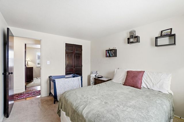 876 Kyle Avenue, Columbus, OH 43207