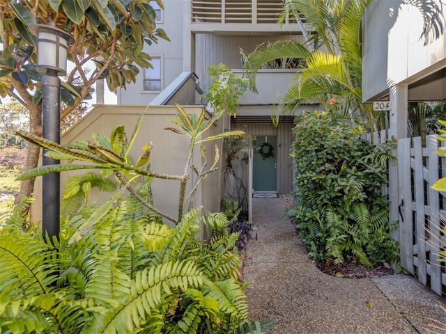 200 WOODLAND DRIVE, Osprey, FL 34229