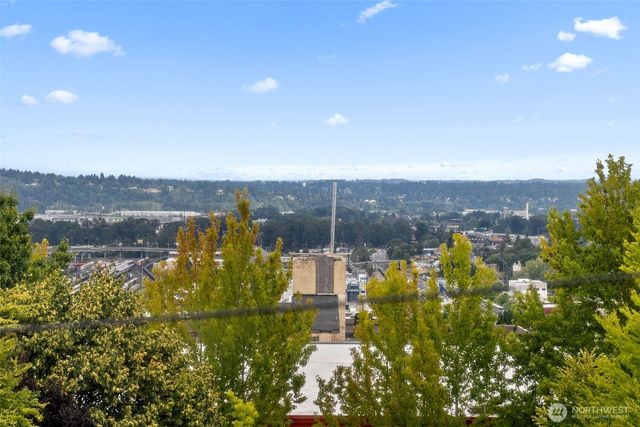 2371 S Yakima Avenue, Tacoma, WA 98405