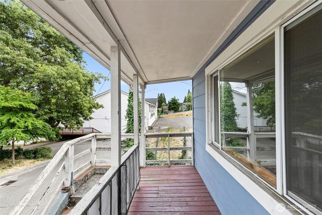2371 S Yakima Avenue, Tacoma, WA 98405