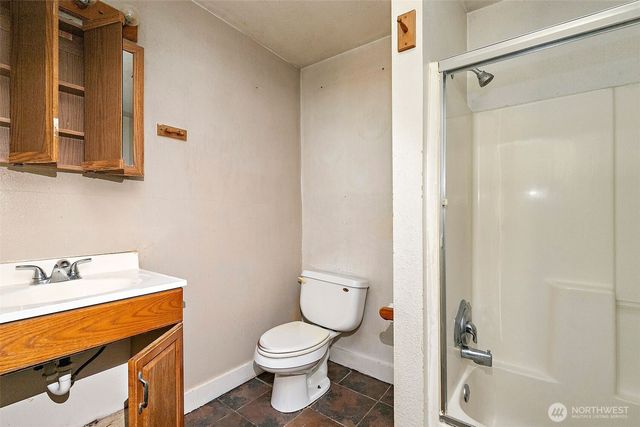 2371 S Yakima Avenue, Tacoma, WA 98405