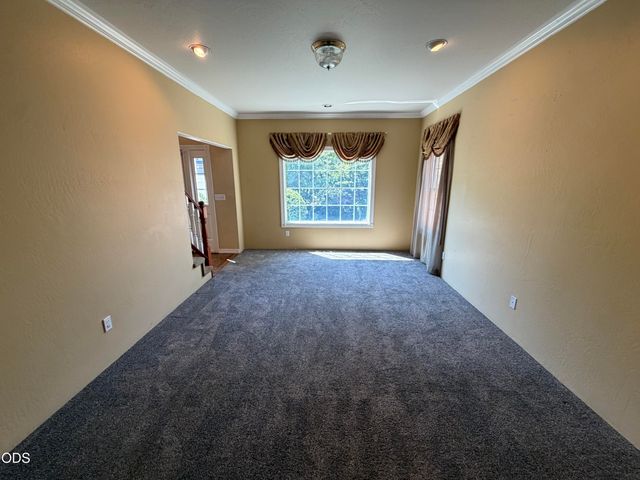 3223 Parkview Court, Medford, OR 97504