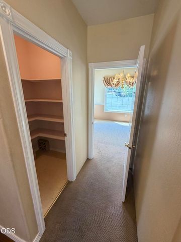 3223 Parkview Court, Medford, OR 97504