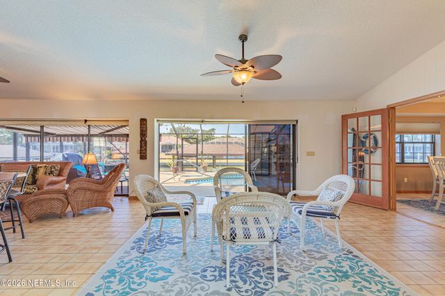 27 CHERRYTREE Court, Palm Coast, FL 32137