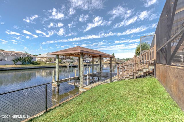 27 CHERRYTREE Court, Palm Coast, FL 32137