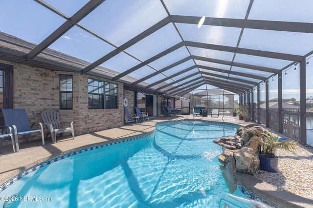 27 CHERRYTREE Court, Palm Coast, FL 32137