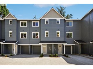 21218 Sw ORTIZ Ln, Beaverton, OR 97003