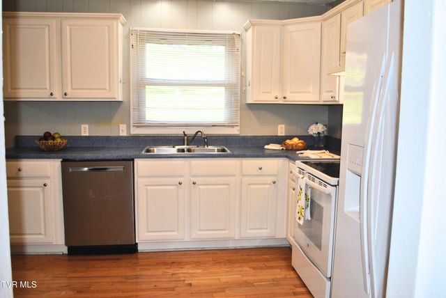 5919 Carters Valley Road, Church Hill, TN 37642