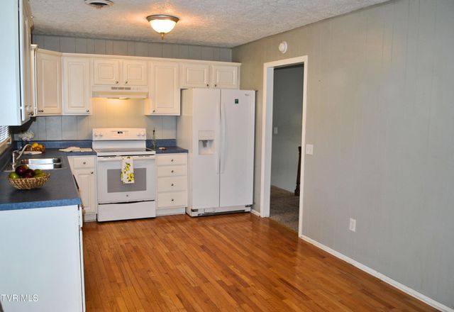 5919 Carters Valley Road, Church Hill, TN 37642