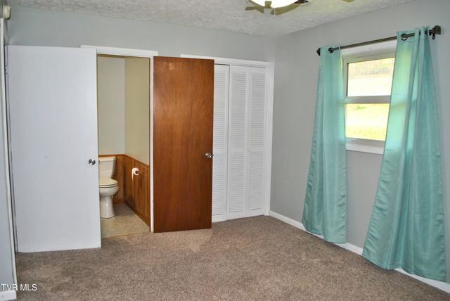 5919 Carters Valley Road, Church Hill, TN 37642