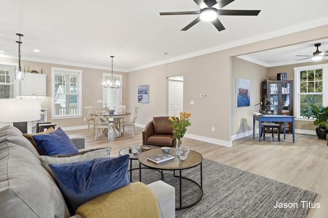 439 Summer Grove Drive 14, Douglas Vllg, MI 49406