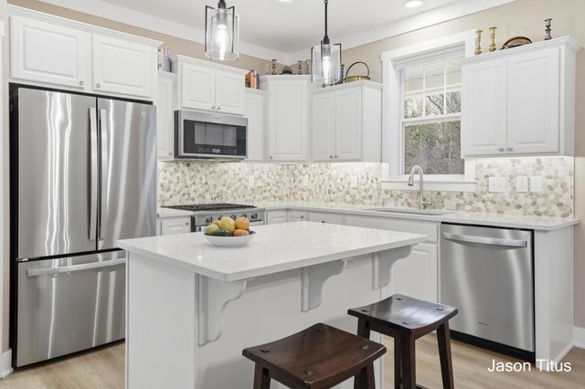 439 Summer Grove Drive 14, Douglas Vllg, MI 49406