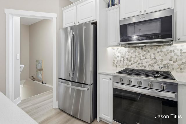 439 Summer Grove Drive 14, Douglas Vllg, MI 49406