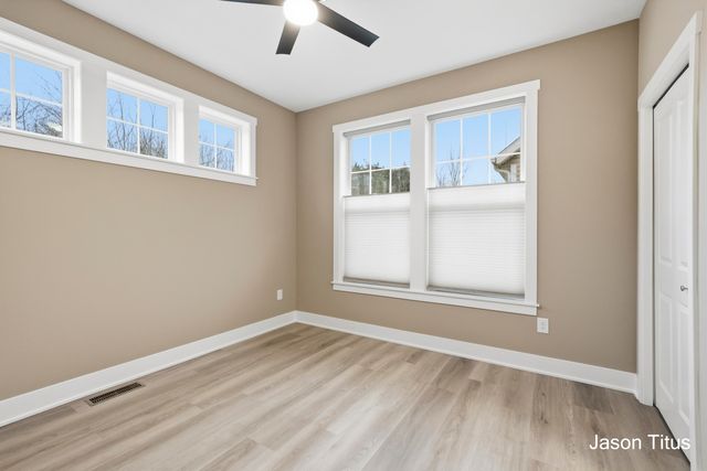 439 Summer Grove Drive 14, Douglas Vllg, MI 49406