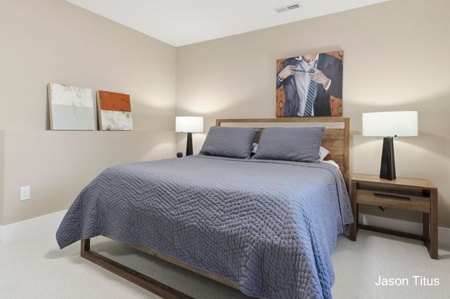 439 Summer Grove Drive 14, Douglas Vllg, MI 49406