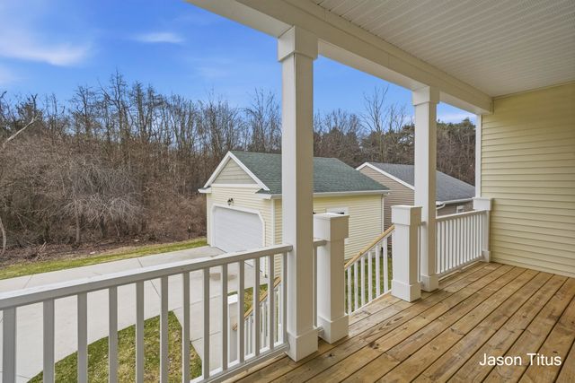 439 Summer Grove Drive 14, Douglas Vllg, MI 49406