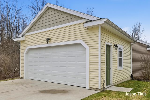 439 Summer Grove Drive 14, Douglas Vllg, MI 49406