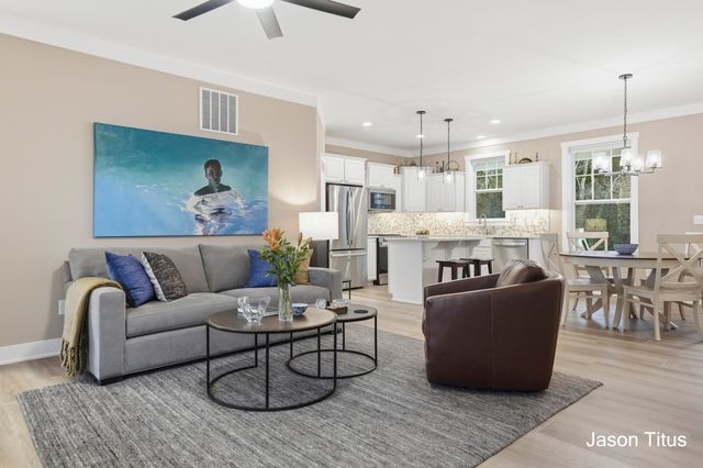 439 Summer Grove Drive 14, Douglas Vllg, MI 49406