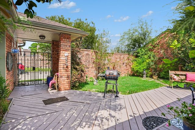 16810 Finewood Way, Houston, TX 77058